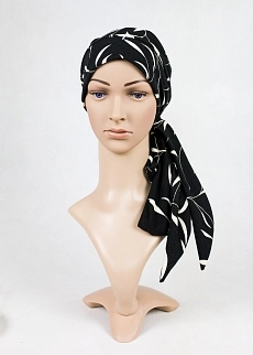 Šátek zimní černý s béžovým listem.jpg